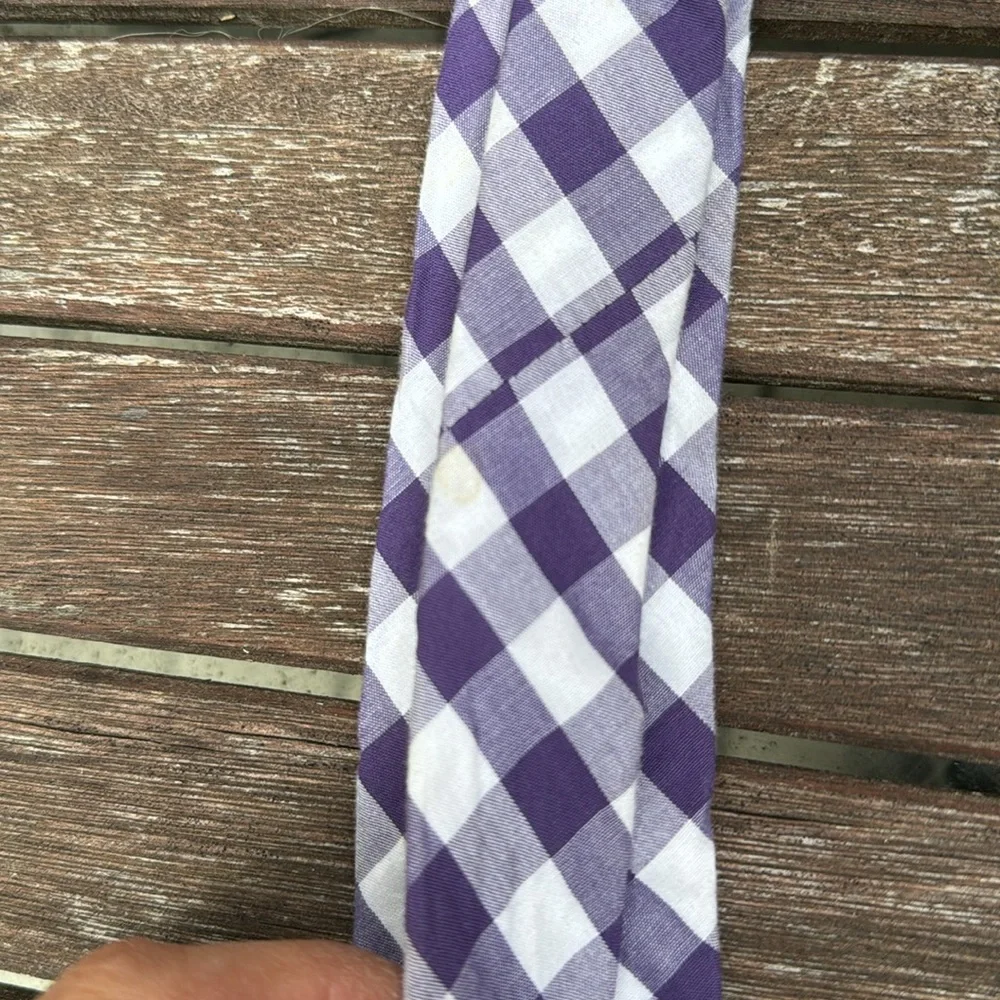 Child’s tie